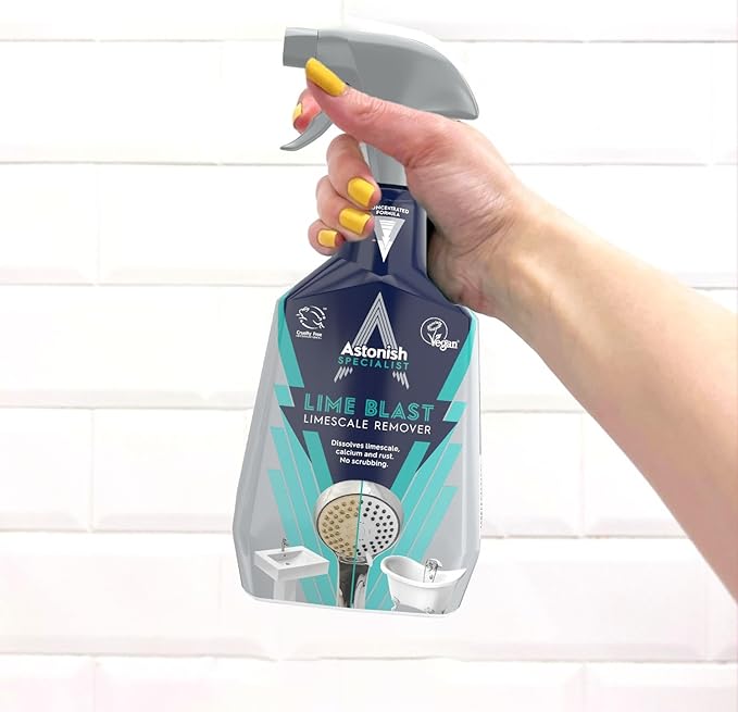 Astonish Specialist Ultimate Limescale Remover Cool Eucalyptus - No Scrub Cleaner Tackles Hard Water, Limescale, Rust & Calcium - Cruelty Free Bathroom & Kitchen Cleaning Solution, 750ml Spray Bottle