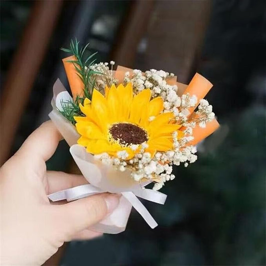 Cute Mini Dried Flowers Bouquet for Car Air Vent Clips, Small Bouquet Car Air Freshener Vent Clips,Mini Natural Dried Flower Bouquet Car,Car Essential Oil Diffuser Vent Clip,Auto Interior Accessories
