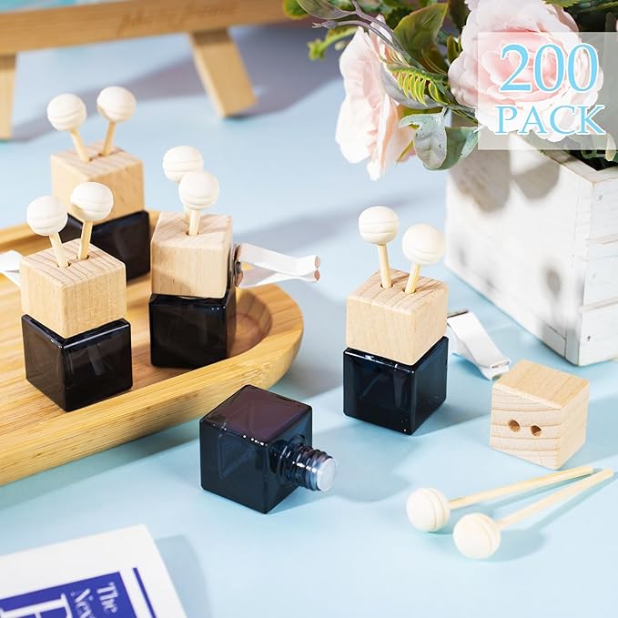 Zubebe 100 Pcs Car Diffuser Bottles Empty Bulk Vent Clip Car Air Freshener Diffuser for Essential Oil Perfume Glass Bottle with Wooden Caps Stick Fragrance Ornament (Gradient Black)