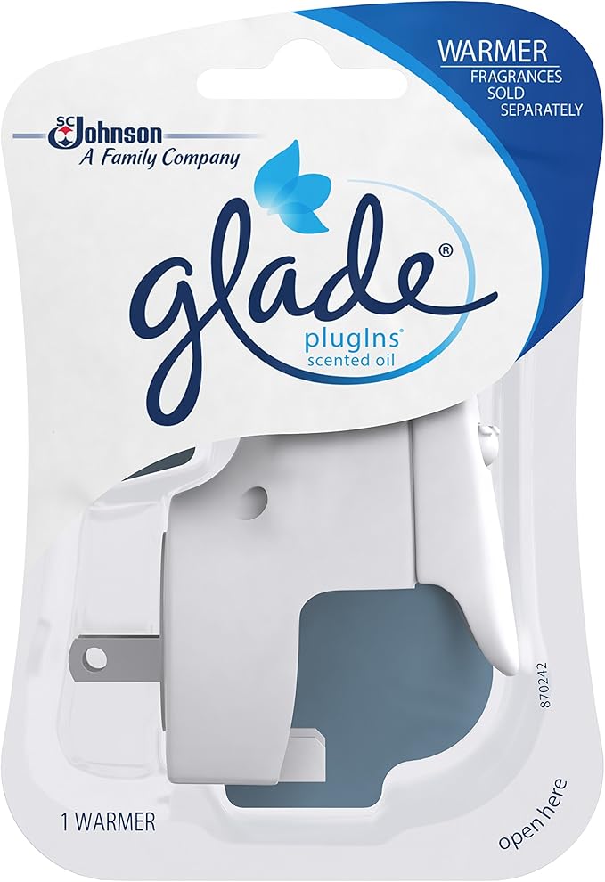 Glade PlugIns Refills Air Freshener Starter Kit, Scented and Essential Oils for Home and Bathroom, Clean Linen, 4.02 Fl Oz, 2 Warmers + 6 Refills