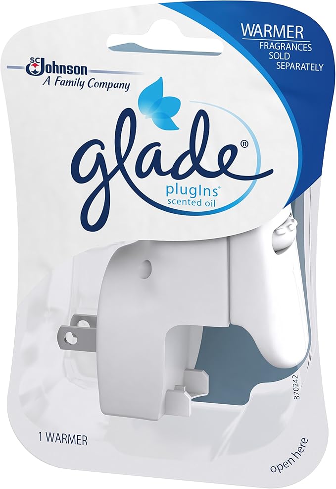 Glade PlugIns Refills Air Freshener Starter Kit, Scented and Essential Oils for Home and Bathroom, Clean Linen, 4.02 Fl Oz, 2 Warmers + 6 Refills