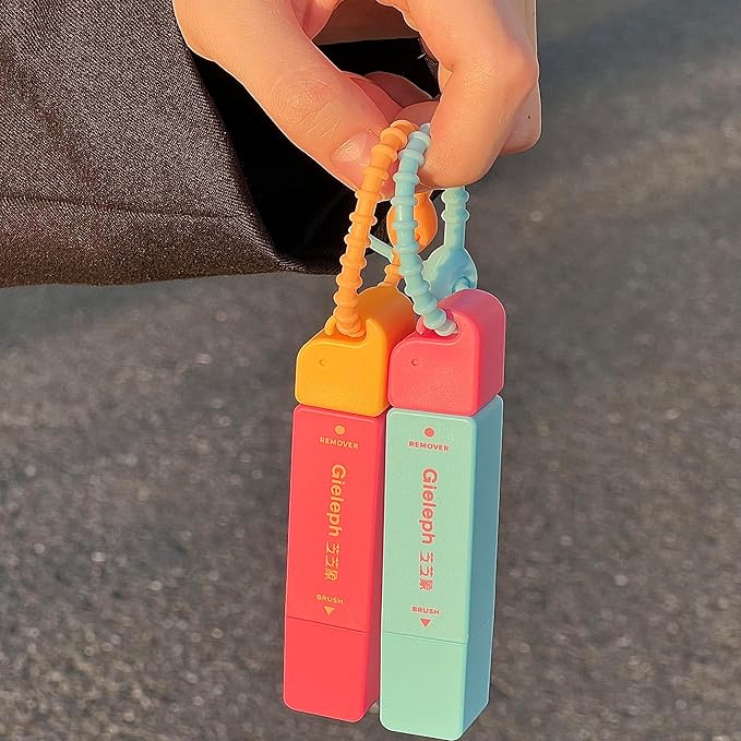Dual-Tip Stain Remover Pen Portable Waterless Oil/Food Stain Cleaner Stick 3-Second Instant Emergency Treatment Pen Ideal for Clothing, Dates, Office, Travel (1, Red)