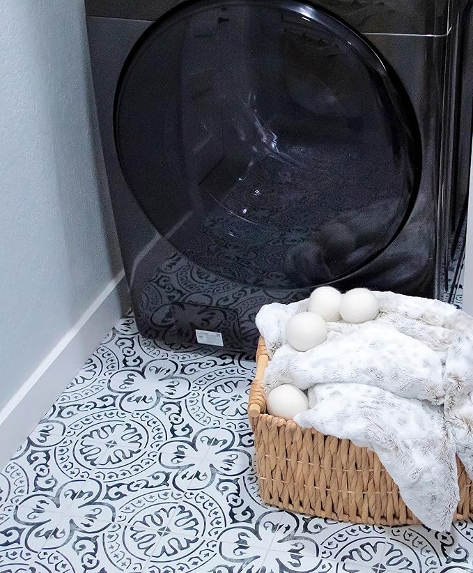 Eco-Friendly & Reusable - Organic Wool Dryer Balls - Set of 6 + Included Linen Drawstring Bag